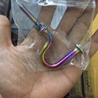 Móc cổ Titan ( 1 cái )