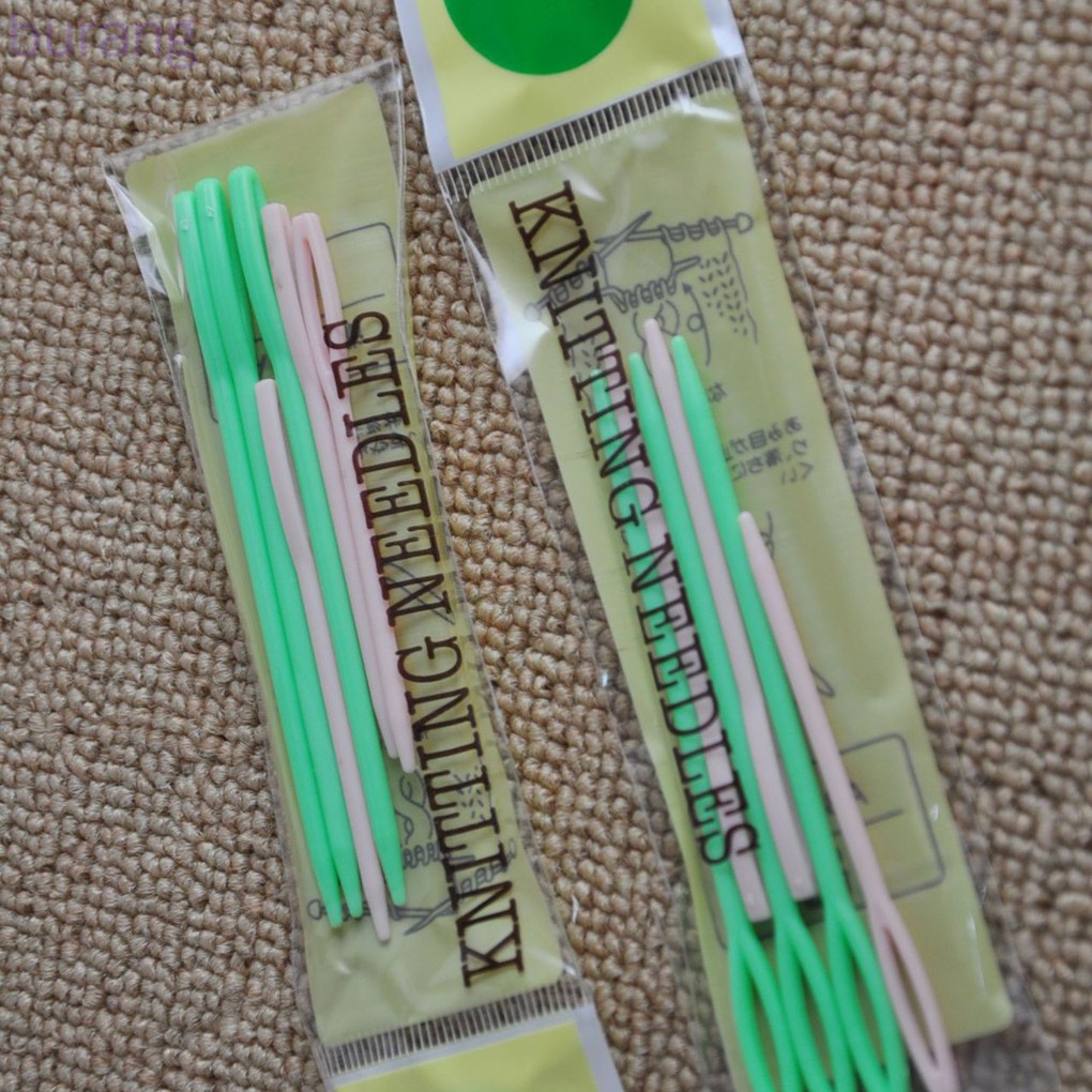 Set 6 kim đan len bằng nhựa nhiều màu sắc tiện dụng