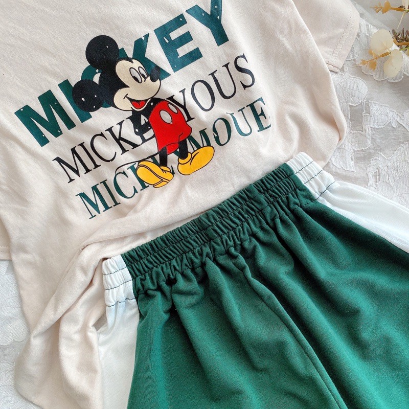 Set áo thun nude in hình Mickey + quần jogger xanh viền trắng bo ống