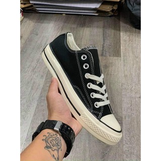 Giày sneaker vải cao cổ, thấp cổ