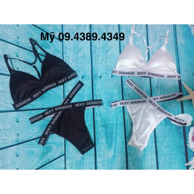 Set bra đi biển