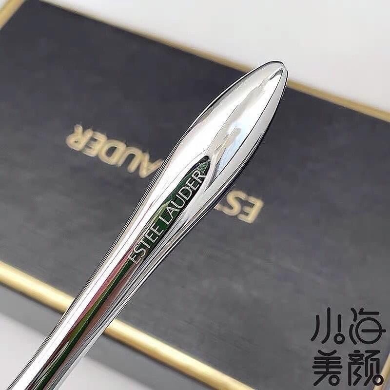 Cây lăn massage mắt Estee Lauder