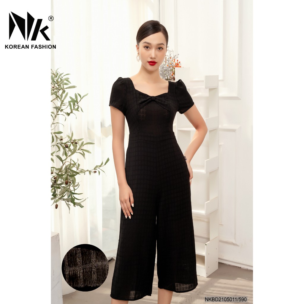 Bộ Jumpsuit Nữ NK FASHION Dáng Lỡ Ngực Đính Nơ Điệu, Chất Liệu Mềm Mịn Chống Nhăn Cao Cấp NKBD2105011