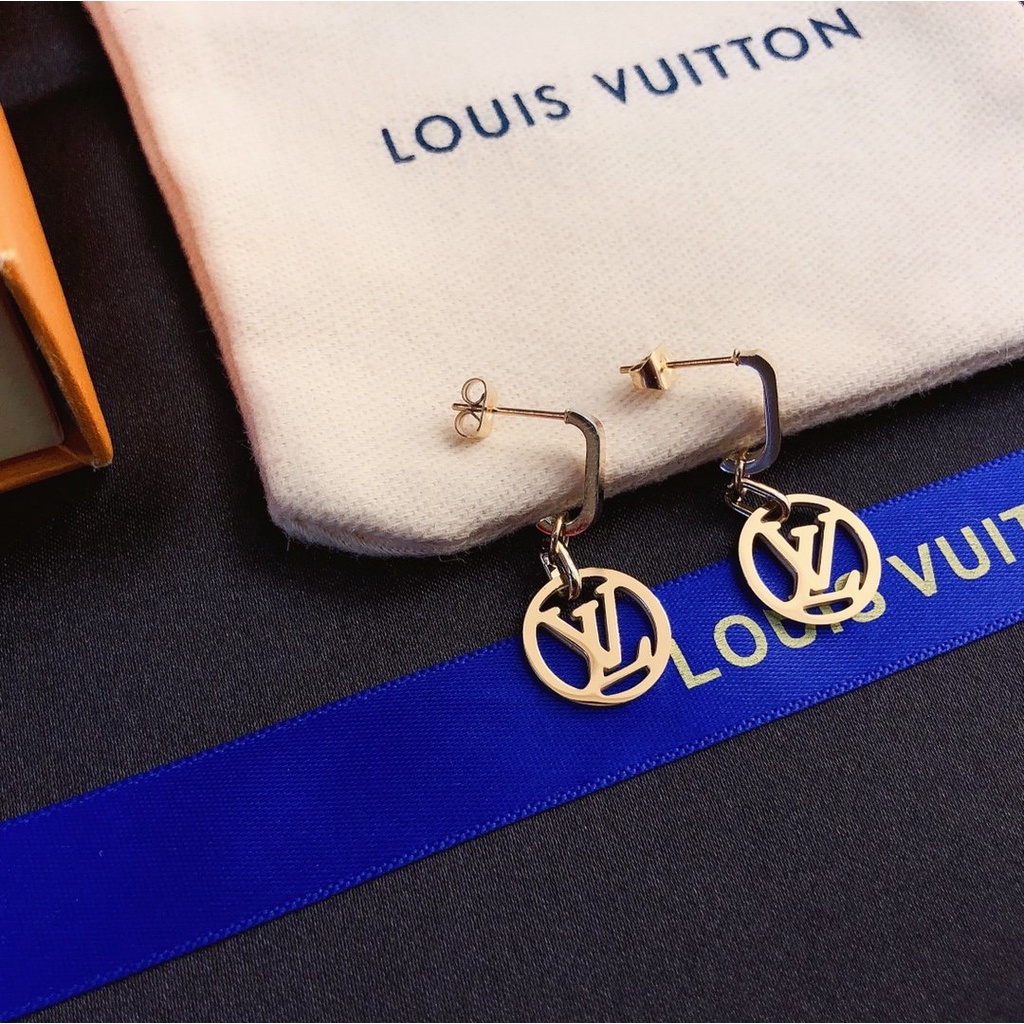 LOUIS VUITTON Khuyên Tai Tròn Bằng Thép Titan In Logo LV Thời Trang