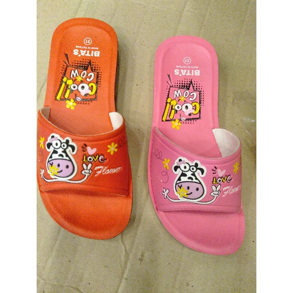 Dép bitas bé gái