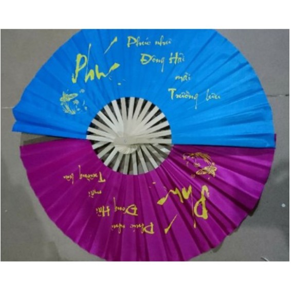 Quạt vải lụa