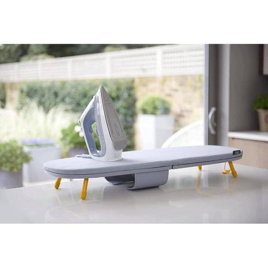 Cầu là chân thấp gấp gọn thương hiệu Joseph Joseph 50010 Pocket Plus, màu xanh, ghi, hàng chính hãng