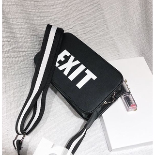 Túi Đeo Chéo Nữ Exit