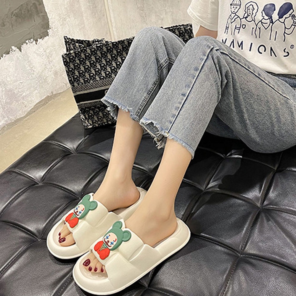Dép bánh mì quai ngang hình Chú Hề chất liệu xốp siêu bền, đi chơi đi biển thoải mái, hàng Quảng Châu cao cấp