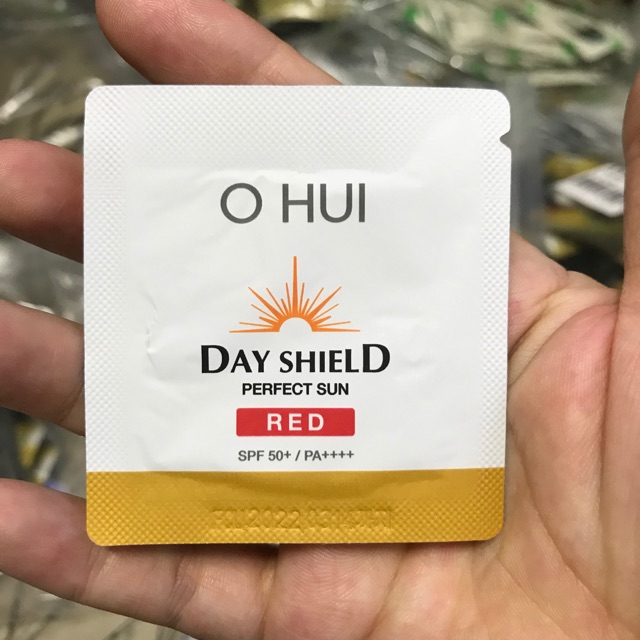 10 gói Kem chống nắng Ohui - Red date 2/2023