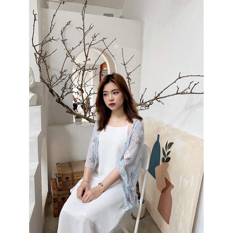 Áo kimono hoa nền xanh