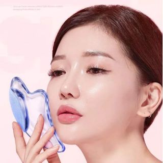 Miếng lăn mặt mátxa đá lạnh