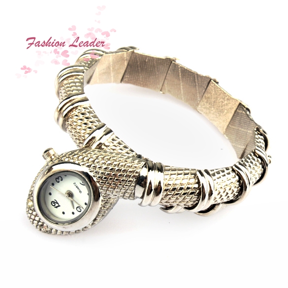 Đồng hồ đeo tay hình con rắn | BigBuy360 - bigbuy360.vn