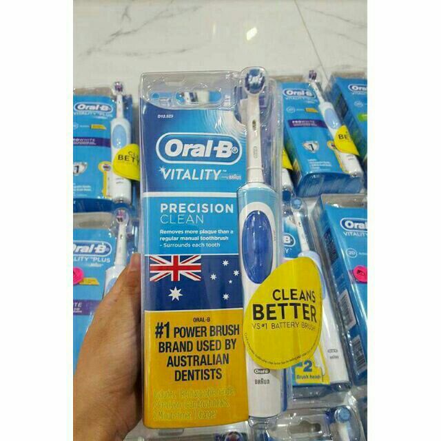 Combo bàn chải điện Oral-B và 01 đầu bàn chải OralB