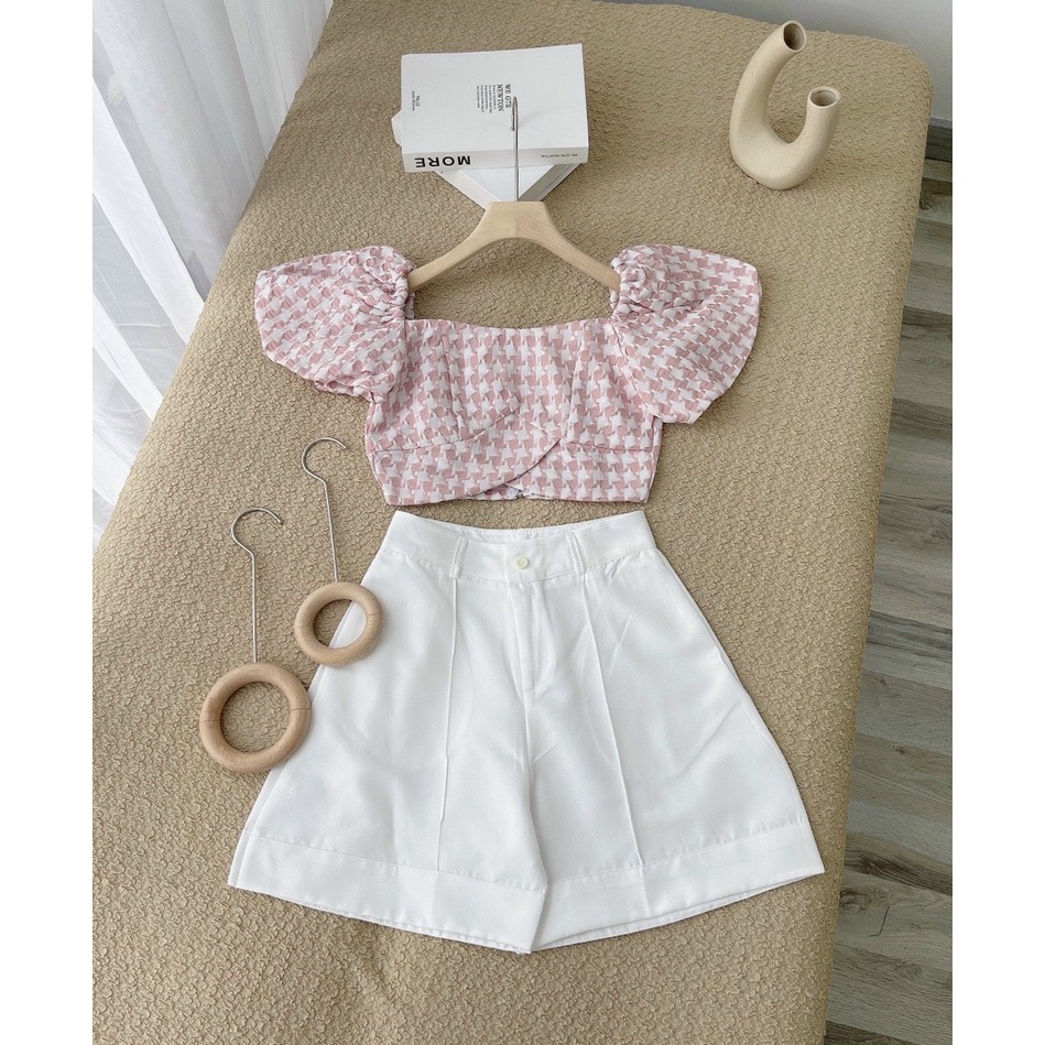 Set áo gấm zigzac quần short trắng VIBES