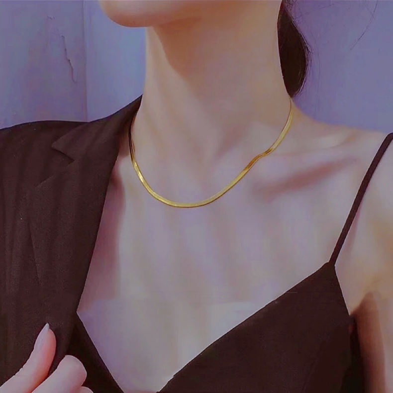 Dây chuyền titan nữ không gỉ mạ vàng 18k bản to thiết kế đơn giản thời trang 2022 | BigBuy360 - bigbuy360.vn