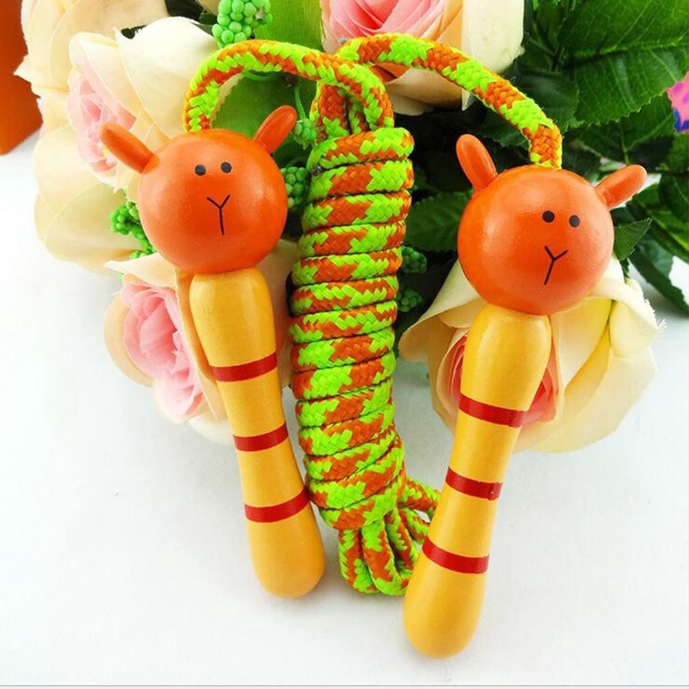 Dây nhảy cán gỗ hoạt hình đáng yêu cho bé