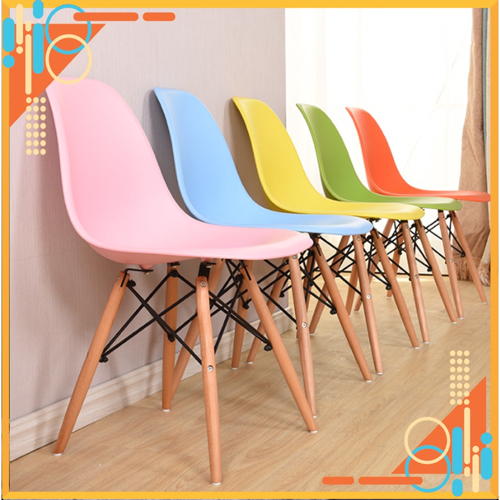 Ghế nhựa Eames chân gỗ đan nhập khẩu đủ màu, Ghế nhựa cafe văn phòng đẹp chân gỗ tựa lưng cao giá rẻ