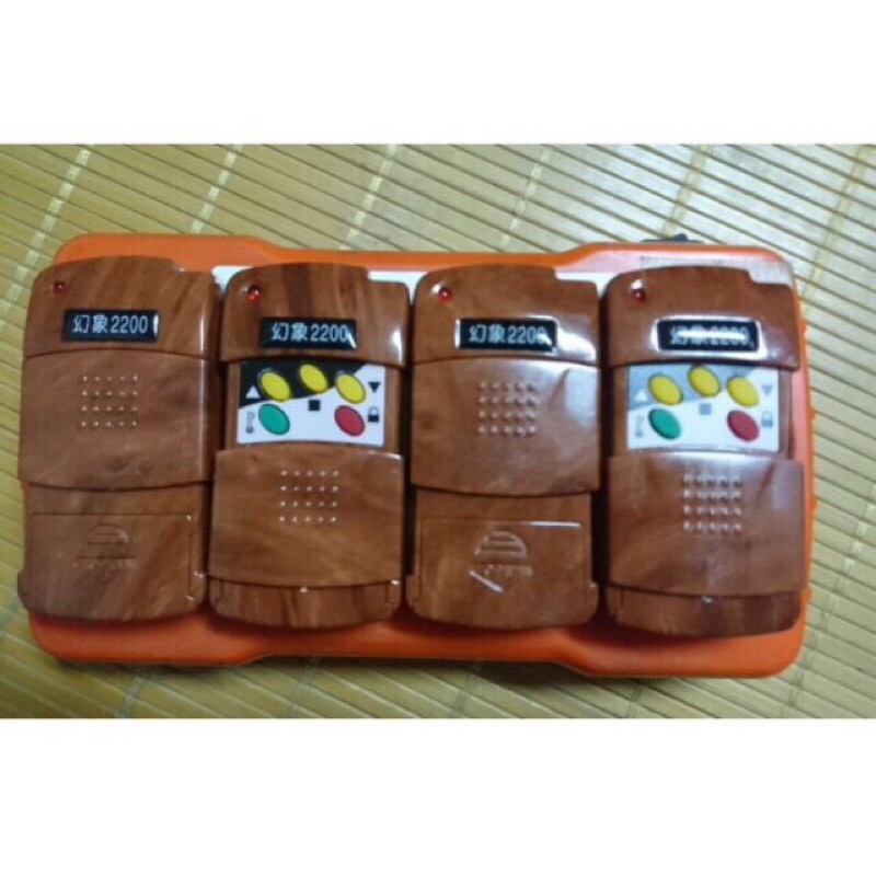 Remote điều khiển cửa cuốn 2200 mã gạt 8 số , tần số 330mhz