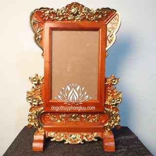 Khung ảnh thờ mai vàng,khung hình thờ trạm khắc gỗ hương thếp vàng cỡ 21x31