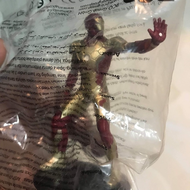 Topper nhân vật Iron man mark 42
