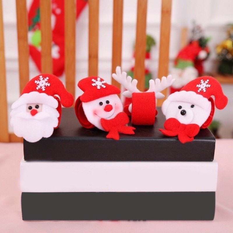 Đồng hồ noel phát sáng, vòng đập tay noel (set 10 cái)