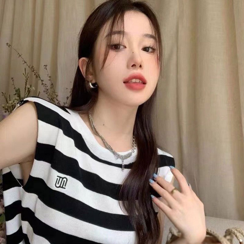 Áo Dệt Kim Sát Nách Hở Vai Quyến Rũ Thời Trang Phong Cách Hàn Quốc