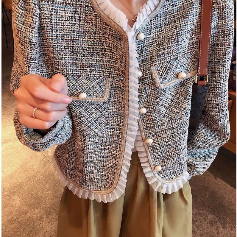 Áo Khoác Cổ Tròn Phối Nút Ngọc Trai Màu Sắc Thời Trang Mùa Thu 2021