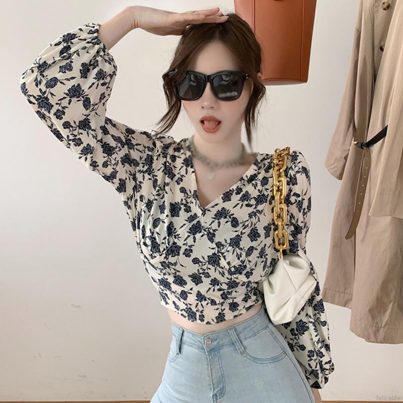 Áo Croptop Tay Dài Hoạ Tiết Hoa Thiết Kế Cổ Chữ V Phong Cách Thời Trang Nữ Tính