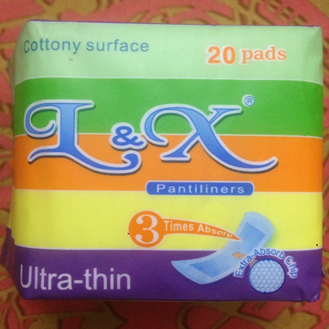 Băng vệ sinh L&amp;X 05 hàng ngày (20 miếng)