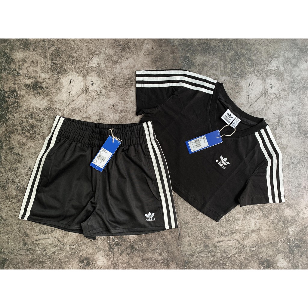 Áo croptop das 864 đen 3 sọc đơn giản