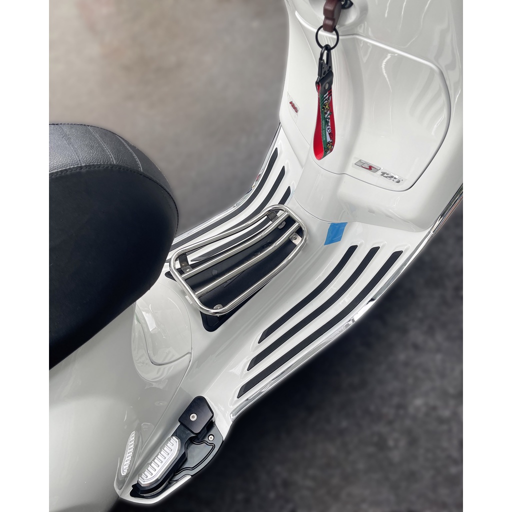 Móc treo chìa khoá Vespa