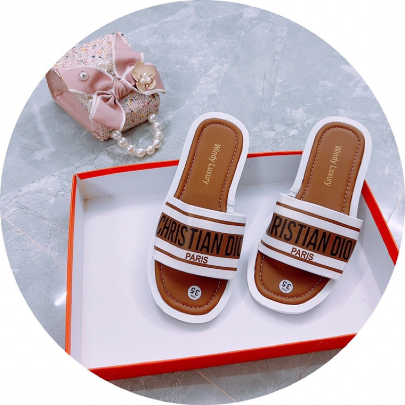 Dép bánh mì quai ngang chữ ChDio mới ảnh thật