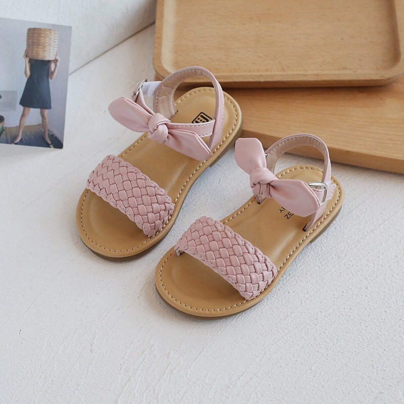 Sandal bé gái - dép quai hậu cho bé gái đan dây thắt nơ da mẫu mới siêu điệu, quai dán chỉnh độ dài Babybees V732