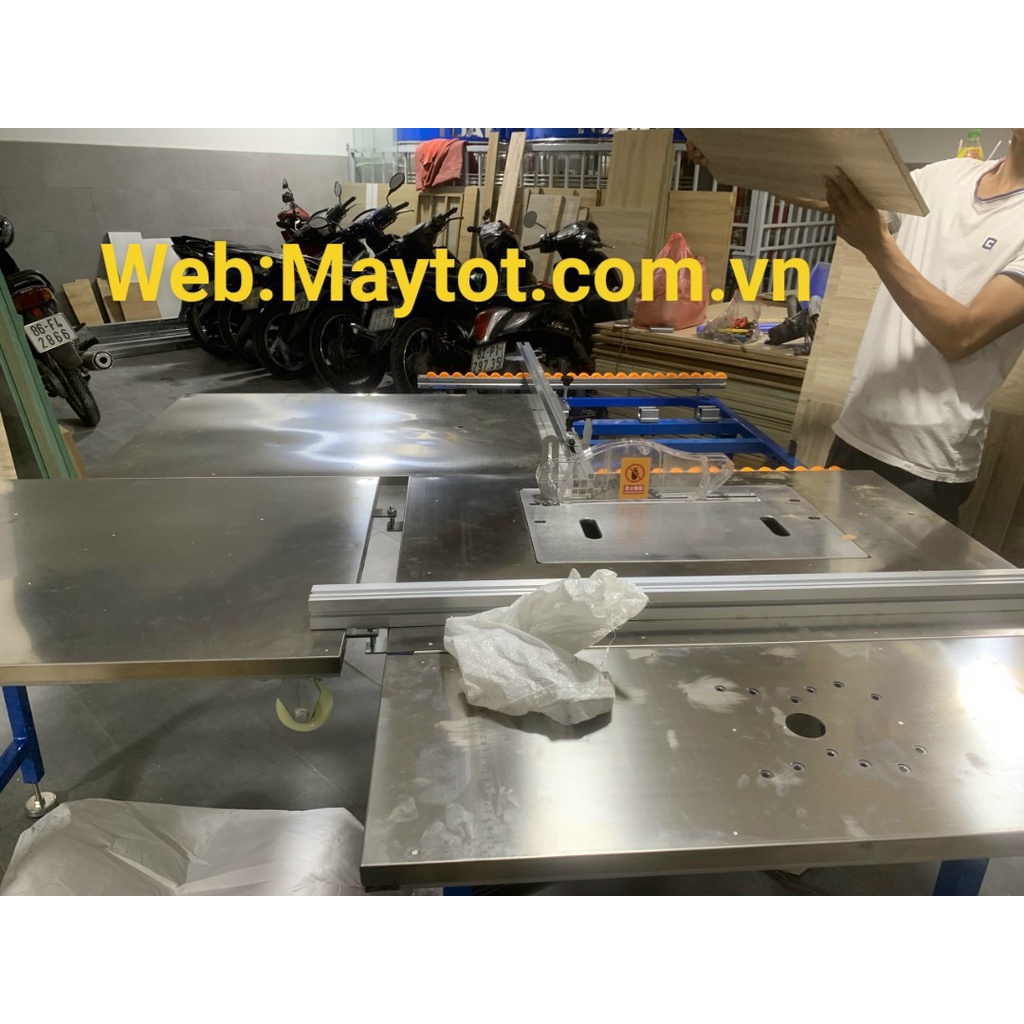 Máy cưa bàn trượt mini nâng điện loại tốt