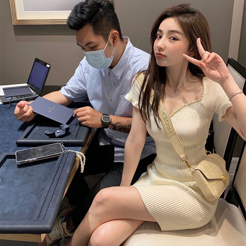 Brroa Đầm Ngắn Tay Cổ Chữ V Phối Dây Xích Ôm Dáng Phong Cách Retro Mùa Hè Quyến Rũ Dành Cho Nữ