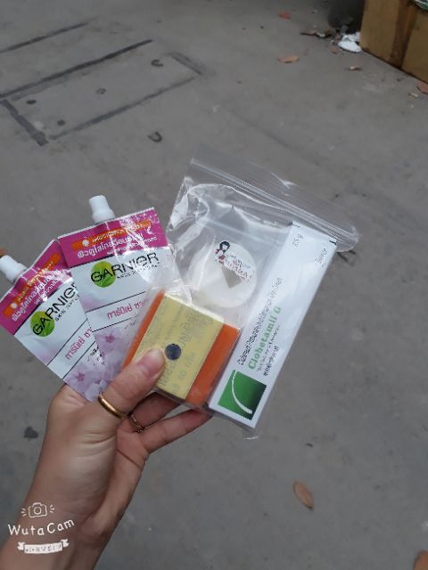 bộ nám mụn tàng nhà clobetamilg | BigBuy360 - bigbuy360.vn