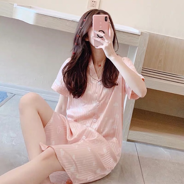 Váy ngủ lụa đám mây hồng [order]