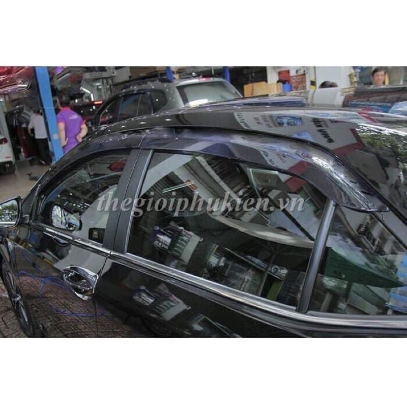 Bộ vè che mưa đen xe Toyota Altis form 2008-2013 và  2014-2021