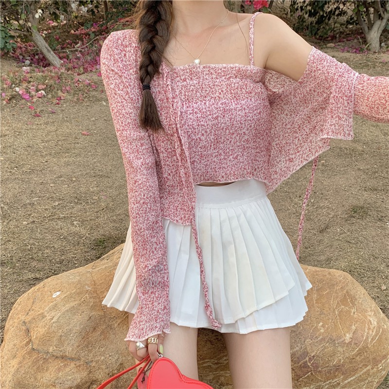 Set Áo Tay Dài Kèm Áo Croptop Hai Dây Hoa Nhí (ảnh thật)