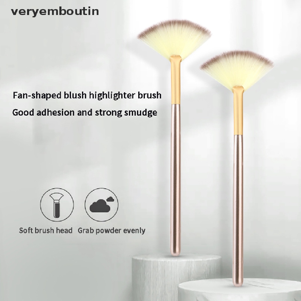 [Hàng mới về] Cọ trang điểm lông cọ mềm hình bán nguyệt cho phấn nền bắt sáng