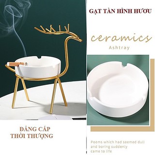 Gạt tàn thuốc bằng sứ, khung sắt đỡ sơn vàng uốn hoa văn hình hươu tinh xảo Mizu's House