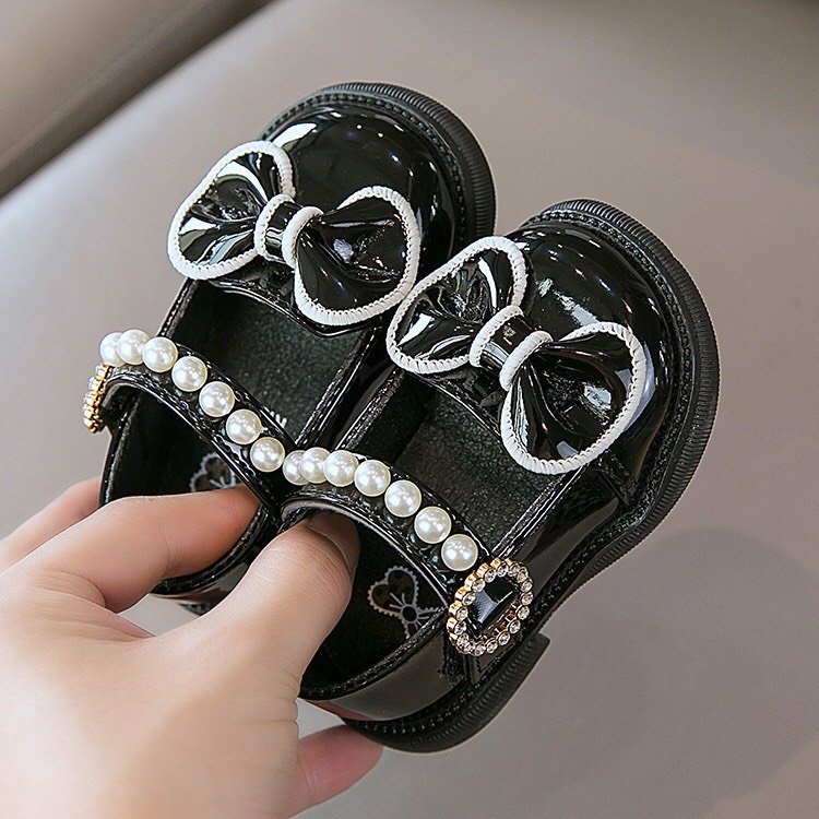 Giày búp bê cho bé gái da bóng mềm đính hạt nơ nhỏ xinh xắn phong cách Hàn Quốc K08A