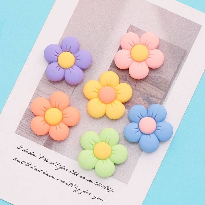 Online Sensation Flower Flowers Automotive Interior Patch Creative Personalized and Cute Cartoon Dashboard Stickers Car Body Decoration Supplies Everywhere Auto department store supplies
