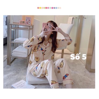 Bioj mặc nhà bijama sz m e mau về mặc nhueng k thíc nưqx nên pass. Đồ newtag ạ . E mua 150k 1 bộ e pass 120k 1 bộ , mà