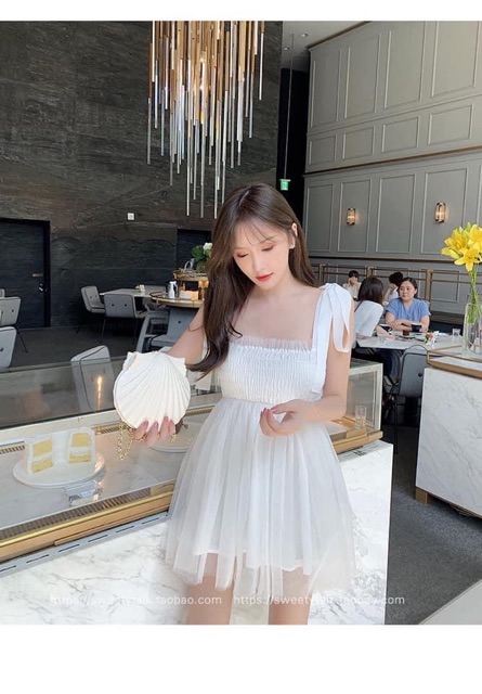 Đầm lưới công chúa 2 dây ruy băng form ngắn che quần đùi | BigBuy360 - bigbuy360.vn