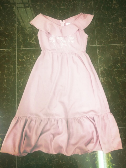 Pass Váy thêu hoa Germe hồng Newtag