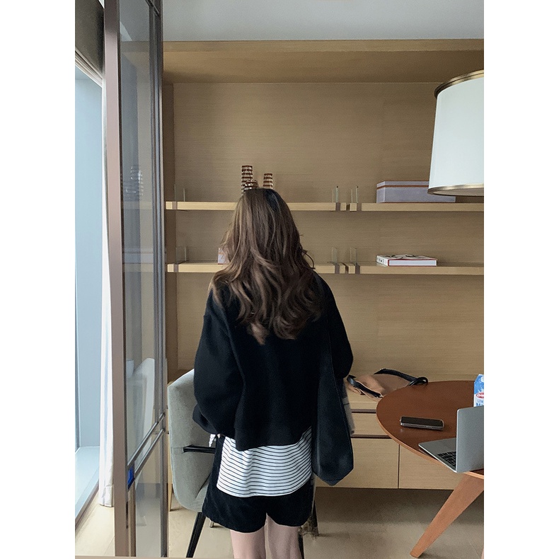 Áo Nỉ Sweater croptop nữ Dáng ngắn Áo nỉ kiểu nữ Dáng lửng Thiết kế Ulzzang Hàn Quốc Thời trang | BigBuy360 - bigbuy360.vn