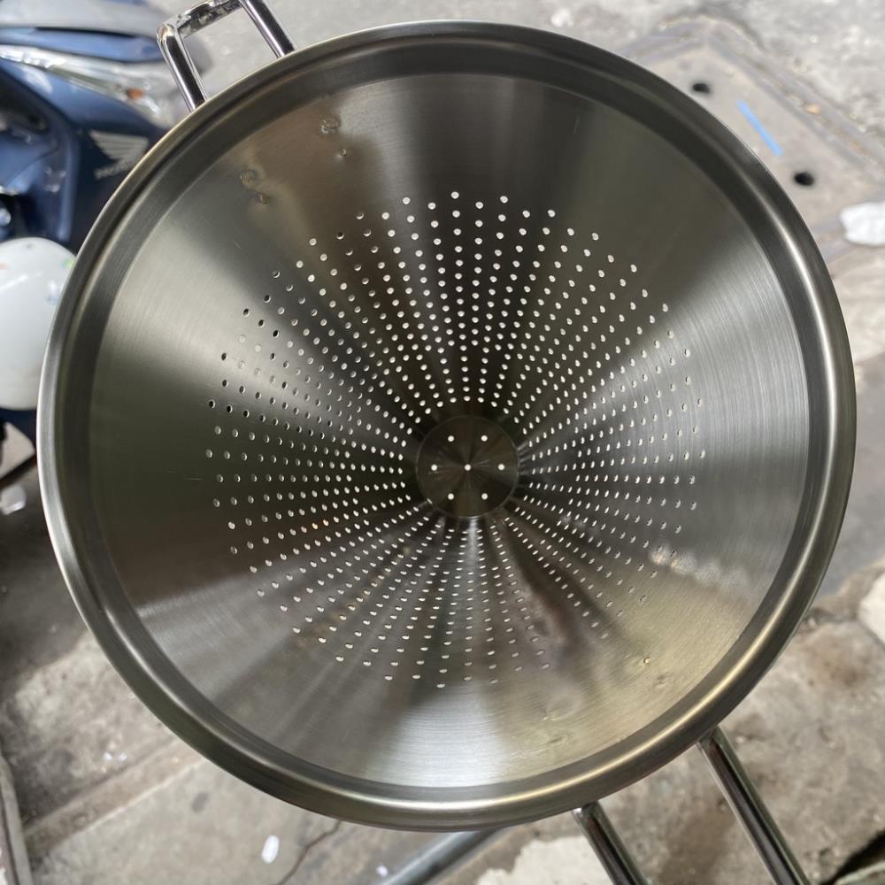 Phễu lọc Inox có tay cầm và móc. Quặng inox nhiều size. Tiện ích nhà bếp