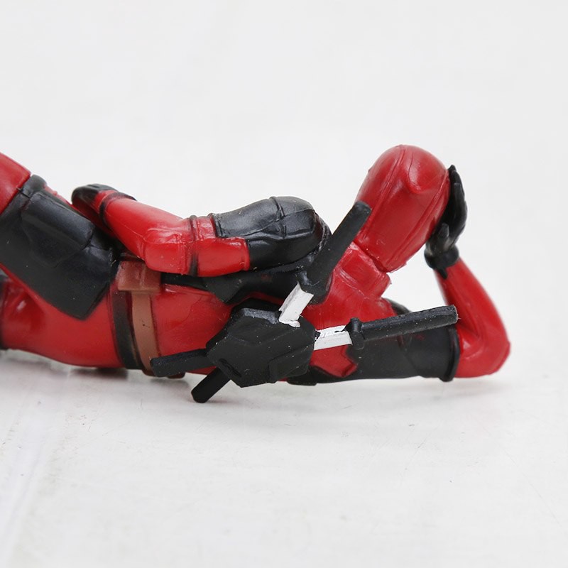 Đồ chơi mô hình nhân vật Deadpool ngồi đủ kiểu dáng độc đáo 7cm